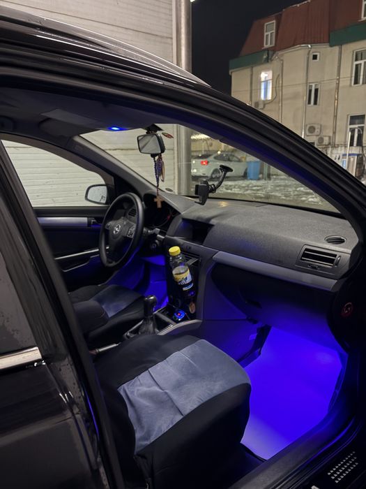 Opel Astra h 1.7 cdti (Citiți Descrierea)
