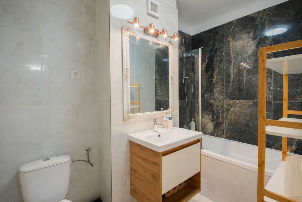 Apartament de vanzare - Seasons Frunzisului