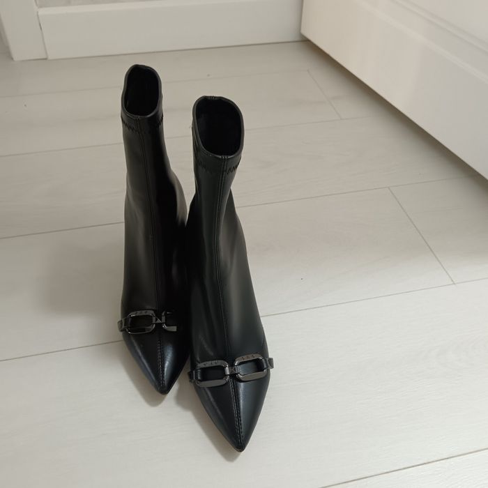 Вечерние сапоги,