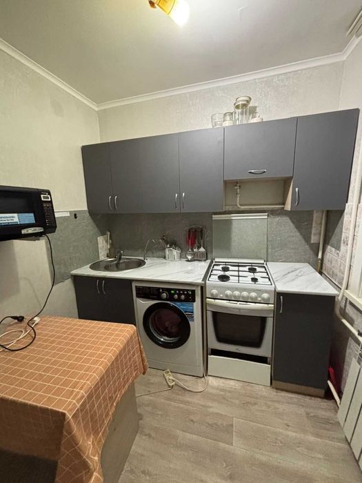 Продам 2-комн в центре