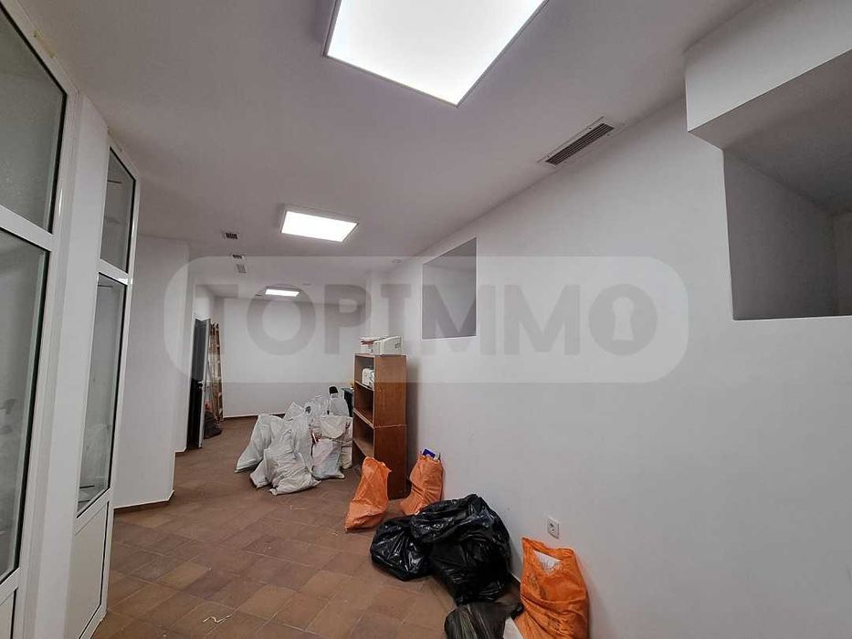Продава се Магазин в Варна, Център - 198 кв.м за 1768 €/кв.м - Снимка #7