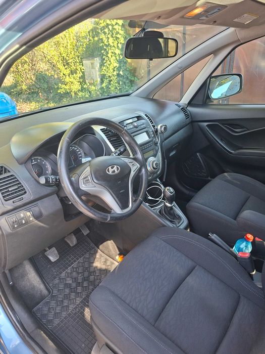 HYUNDAI ix20 2011 — imagine 5