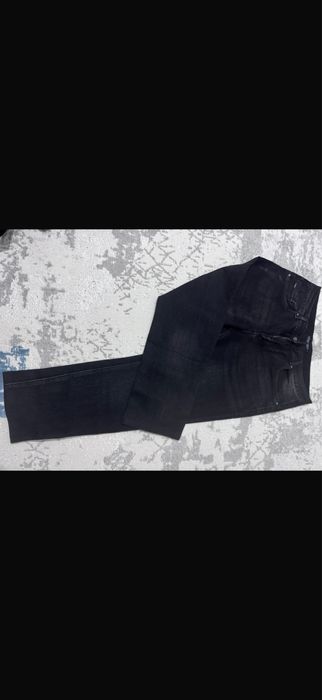 Продам мужские джинсы