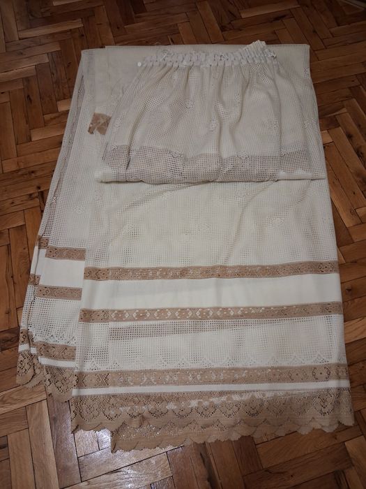Продавам пердета с перделик