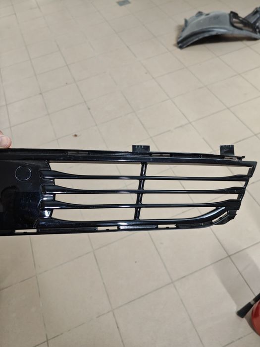 Grilă bară față BMW Seria 7 G11 G12 ACC originală