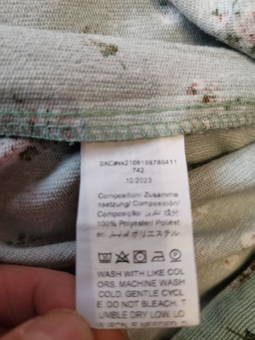 Детски рокли с дълъг ръкав