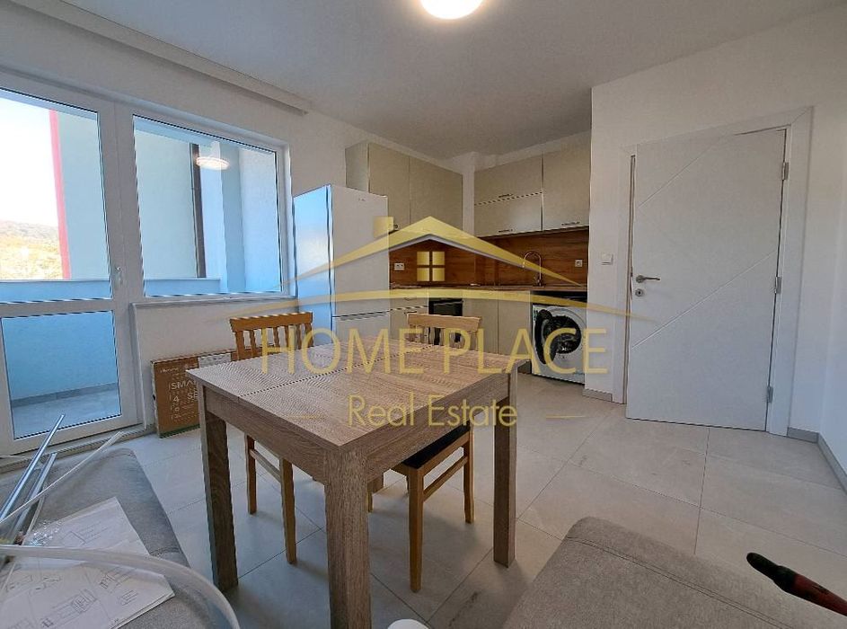 Дава се под наем Двустаен апартамент в Варна, Левски - 65 кв.м за 484.5 € - Снимка #2