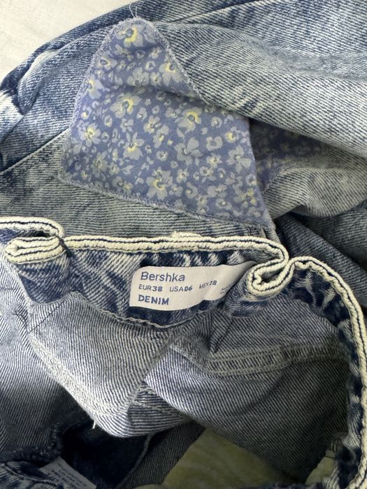 Bershka скъсани дънки