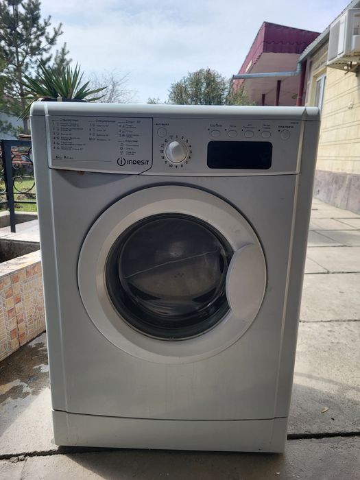 Стиральная машина автомат Индезит