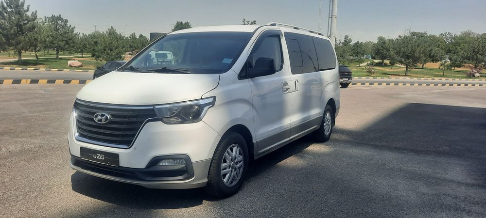 Hyundai Starex H-1