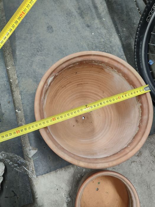 Горшки для цветов