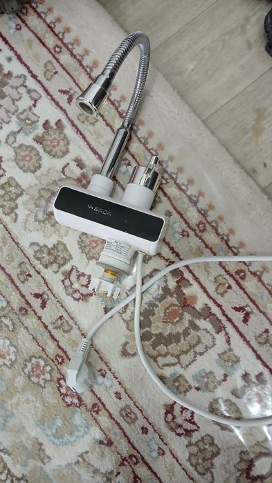 Водонагреватель,,