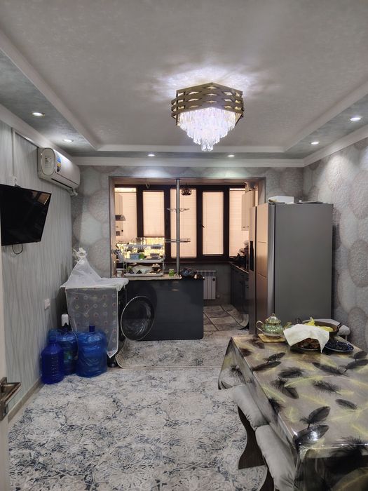 3 хонали квартира сотилади