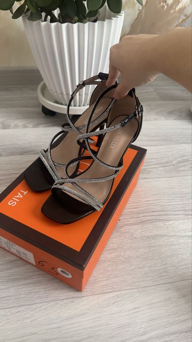 Вечерние каблуки