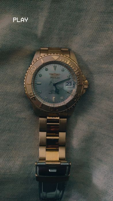 Vând Ceas Invicta  AURIU(Preț Fix)