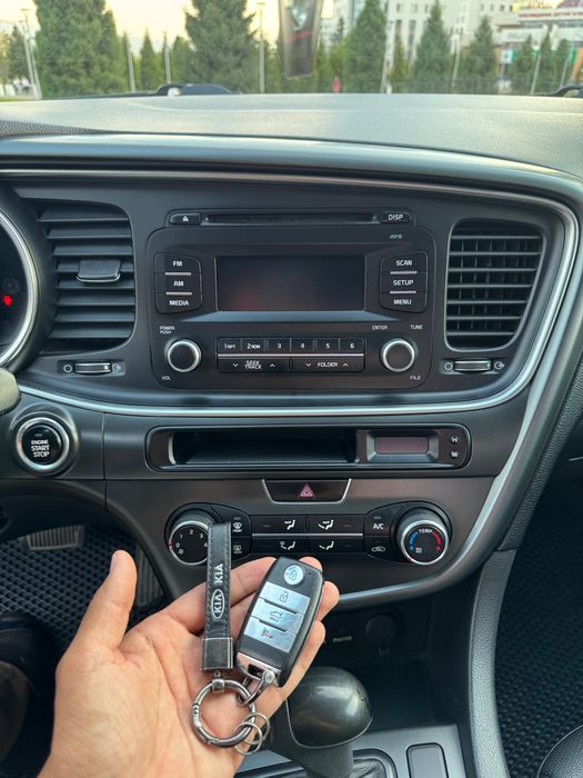 Легковые автомобили Машина kia k5