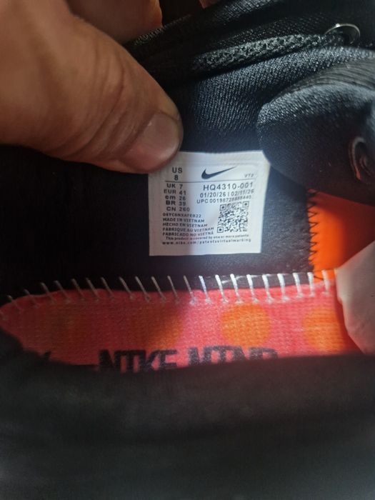 Vand Nike Mind ,nou cu eticheta nr 41 cu 26 cm