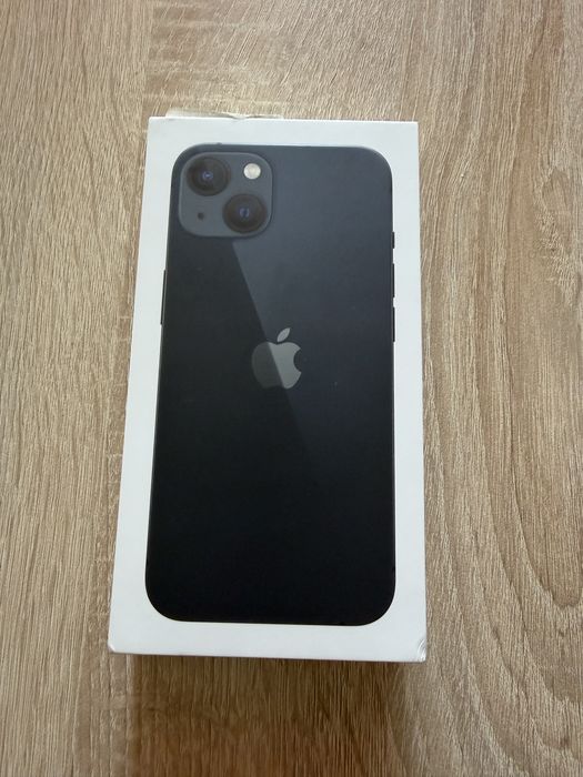 iPhone 13 Midnight 128GB