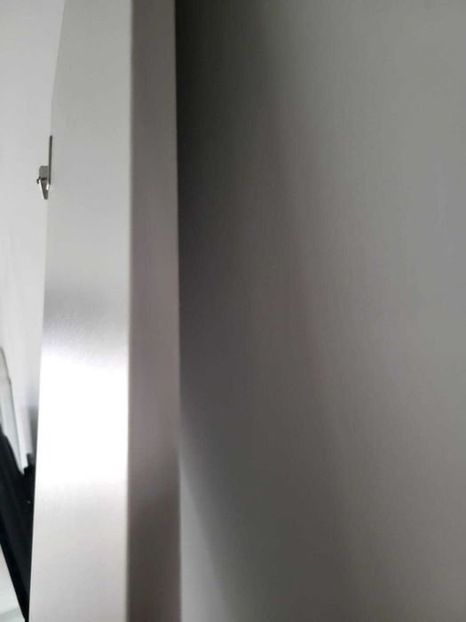 Две двери для шкафа