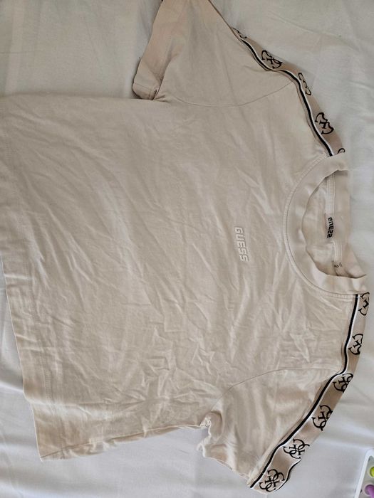 Тениска Guess с размер