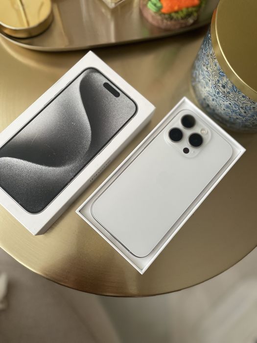 НАМАЛЕН iPhone 15 Pro White Titanium 128