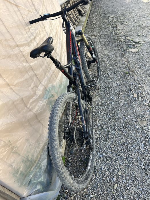 Vand bicicleta trek remedy 9.8