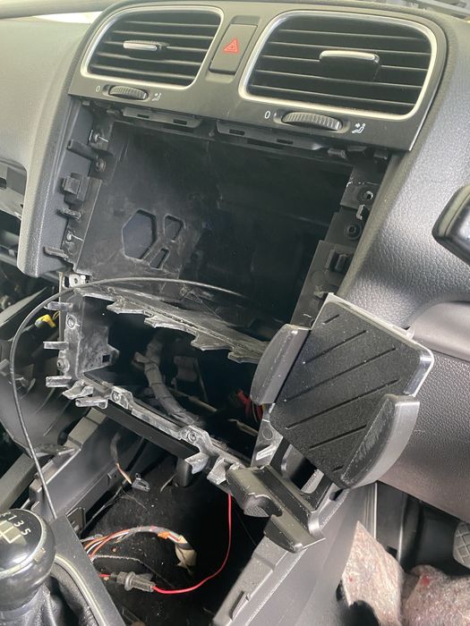 стойка за телефон голф 5 голф 6 vw golf 5 golf 6