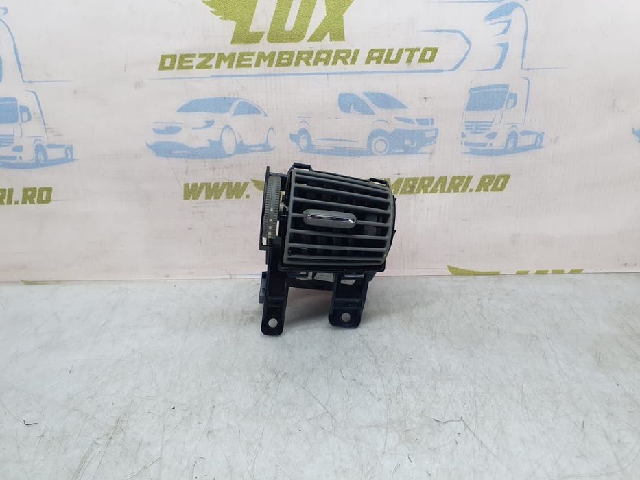 Grila ventilatie a2038300654 Mercedes-Benz C-Class W203 [2000 - 2004]