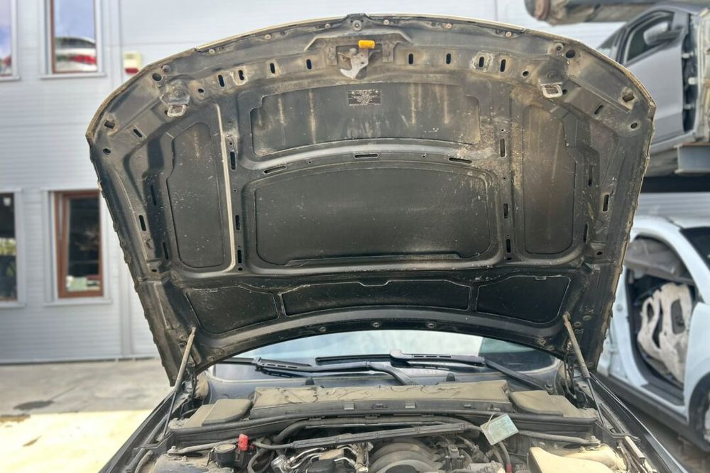 Capota Motor - BMW Seria 3 - E90