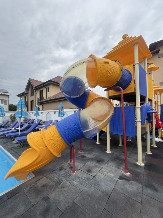 Loc de joaca de exterior