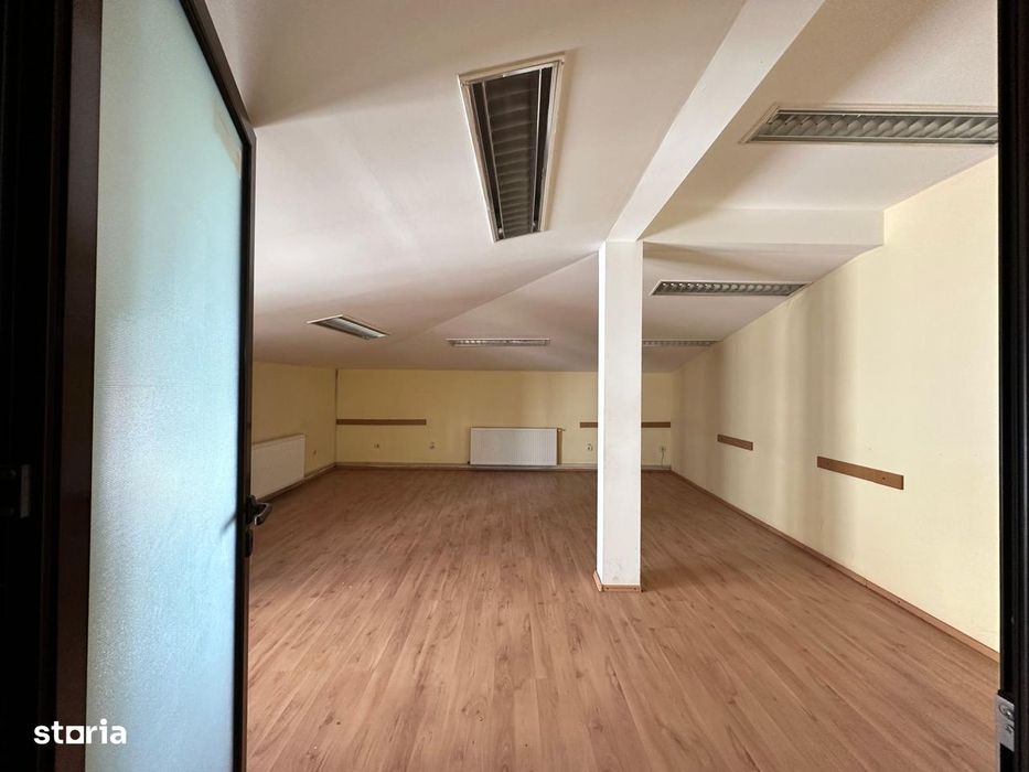 Spatiu birouri, salon, 163mp, aproape de Iulius Mall