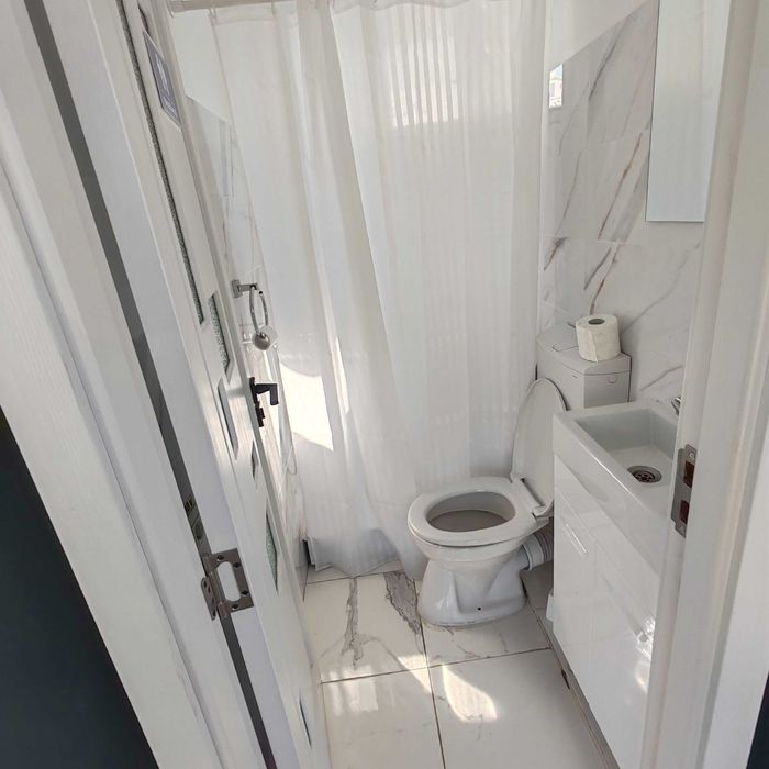 Container garsoniera /cafenea mobila