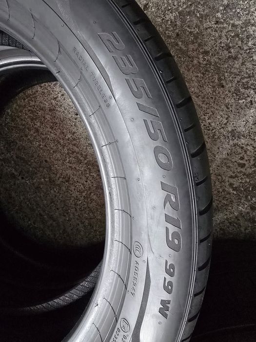 Pirelli 235/50 R19 99W vară
