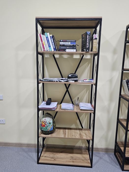 Лофт услубидаги стелажлар сотилади