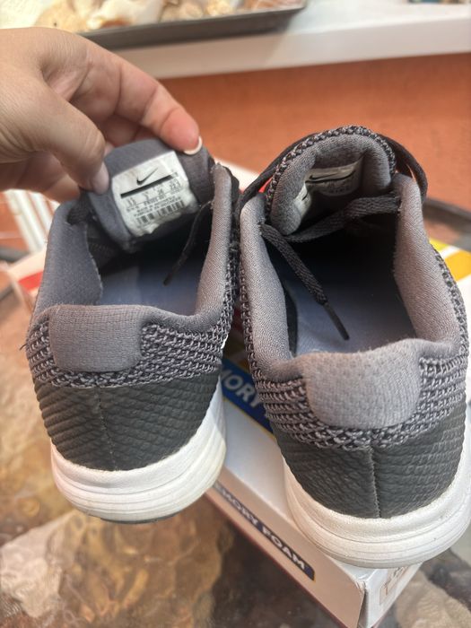 Adidasi Nike originali