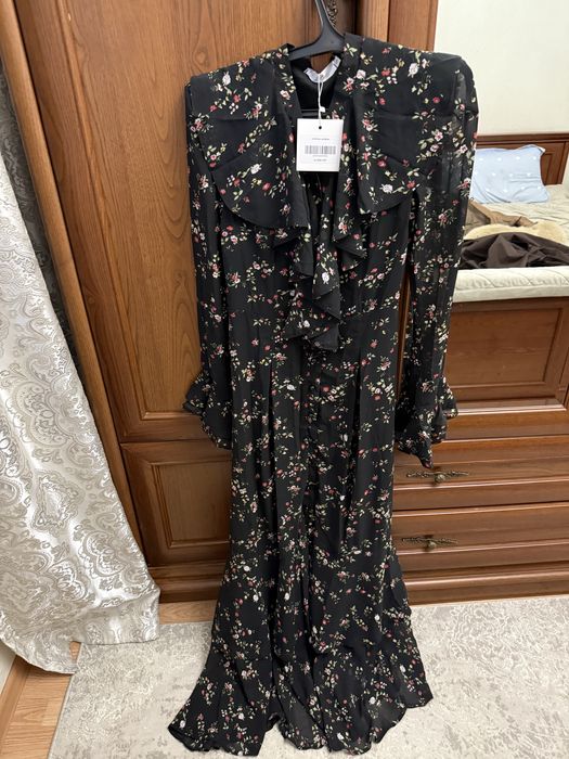 Продам платье 8 видов