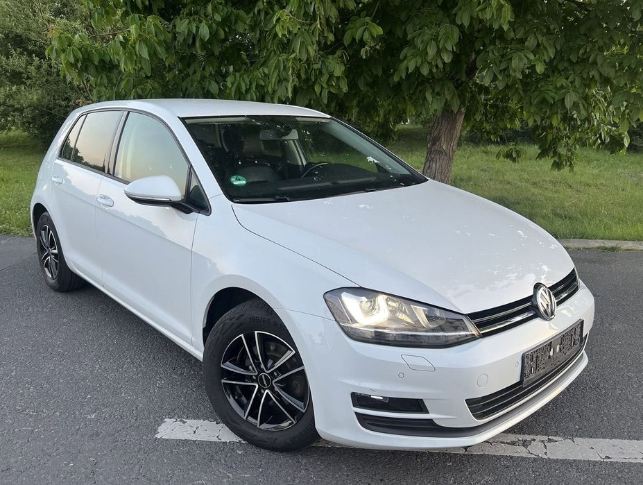 Volkswagen Golf Golf VII/7 benzina/ 4 cilindri / km 144.000 originali