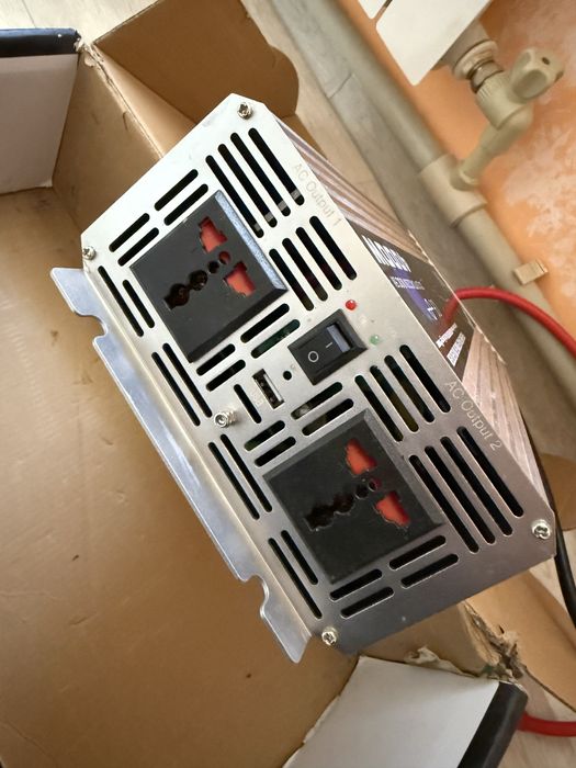 Invertor TBE 4000 W 12 v 220 v