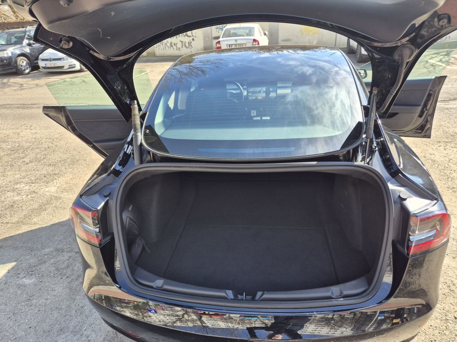 Tesla Model 3 SR+ | 06/2023 | Primul proprietar | Garanție | Extra