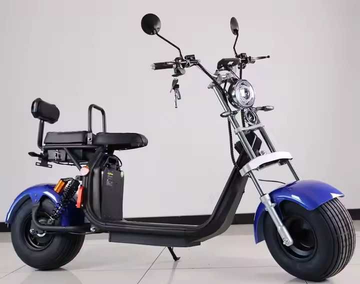 Scuter electric Harley Nou City maro