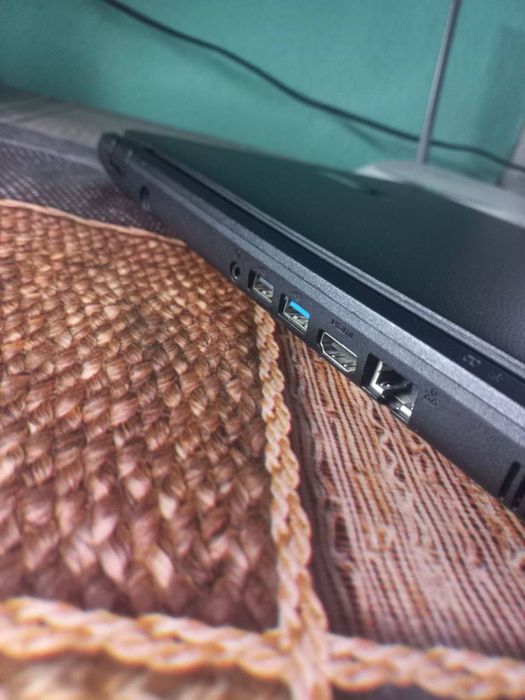 Ноубтук Acer офисный
