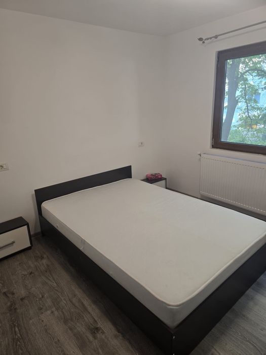 Inchiriez apartament nou zona liceu agricol