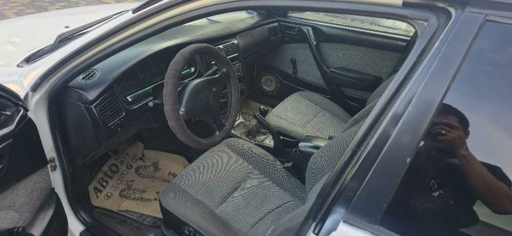 Toyota carina 1993