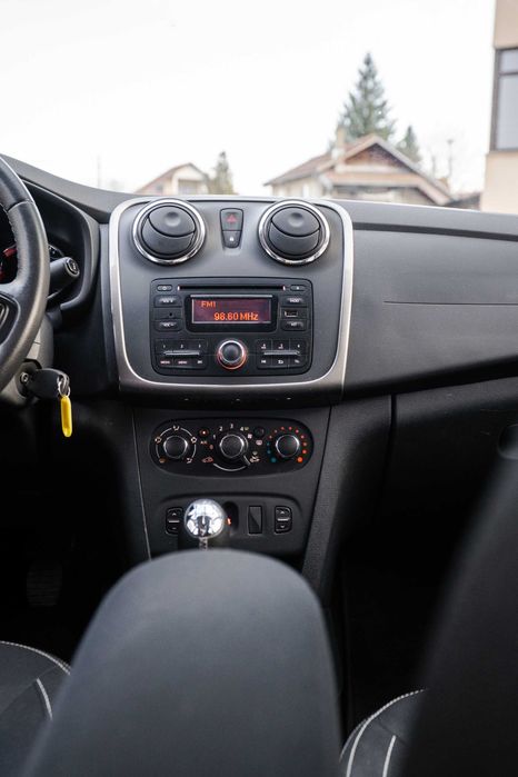 Inchirieri Auto NEO - Dacia Logan Berlina