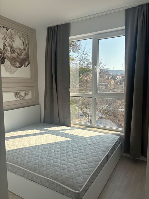 Двустаен апартамент Цветен квартал