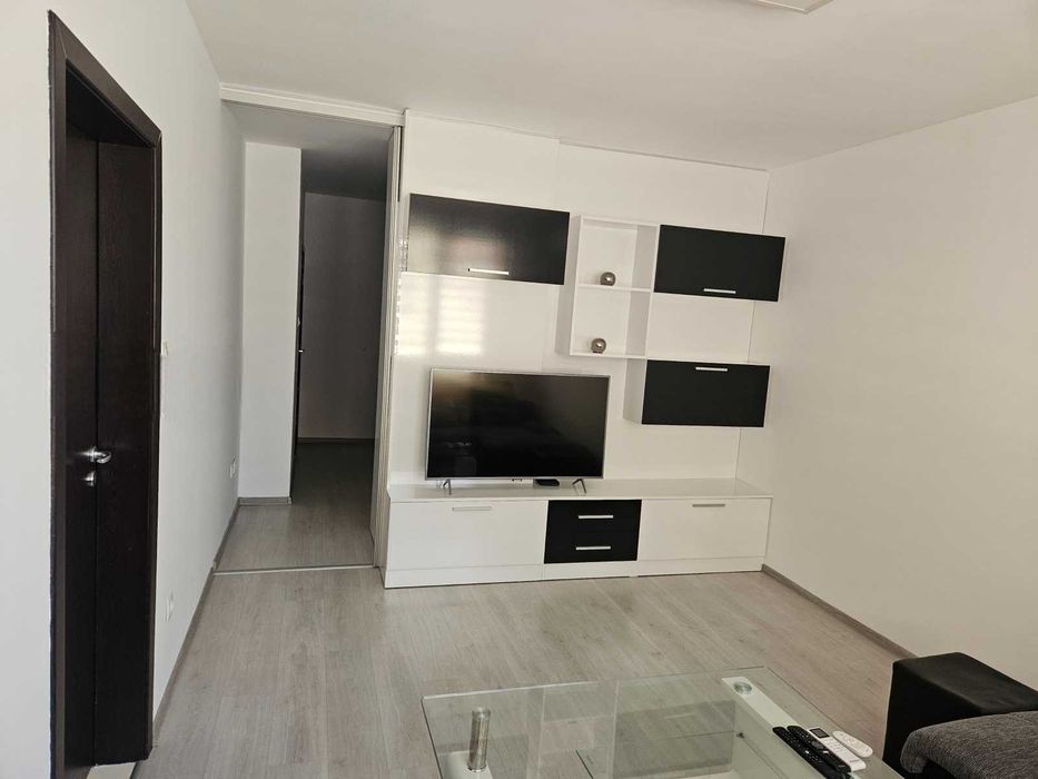 Дава се под наем Двустаен апартамент в София, Център - 63 кв.м за 650 € - Снимка #1