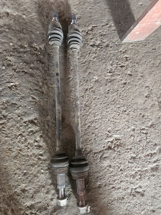 Planetara Axa spate ambele parti NISSAN MURANO II (Z51) 2008-2010