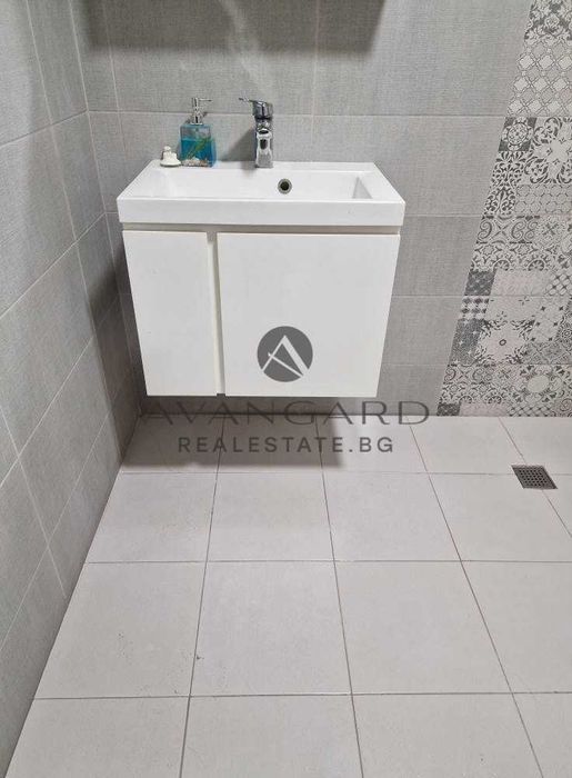 Продава се Двустаен апартамент в Пловдив, Кючук Париж - 85 кв.м за 1920 €/кв.м - Снимка #13