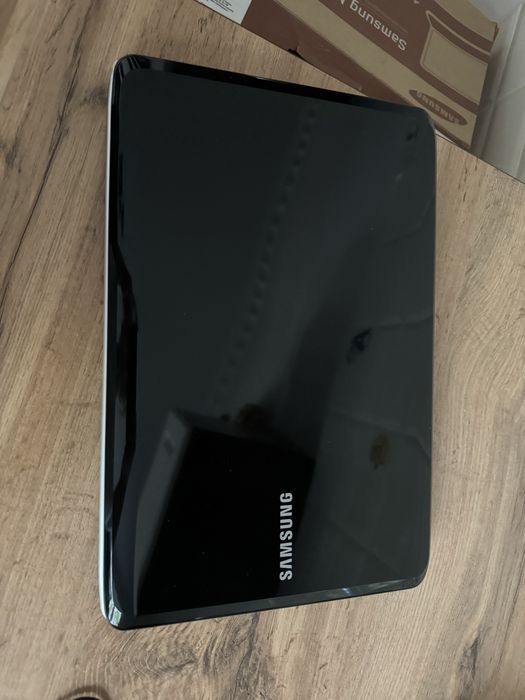 Ноутбук Samsung