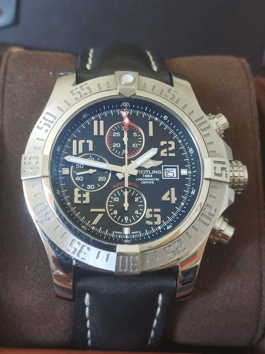 BREITLING Chronomat 44 GMT / Super Ocean Heritage II 46 Diver's